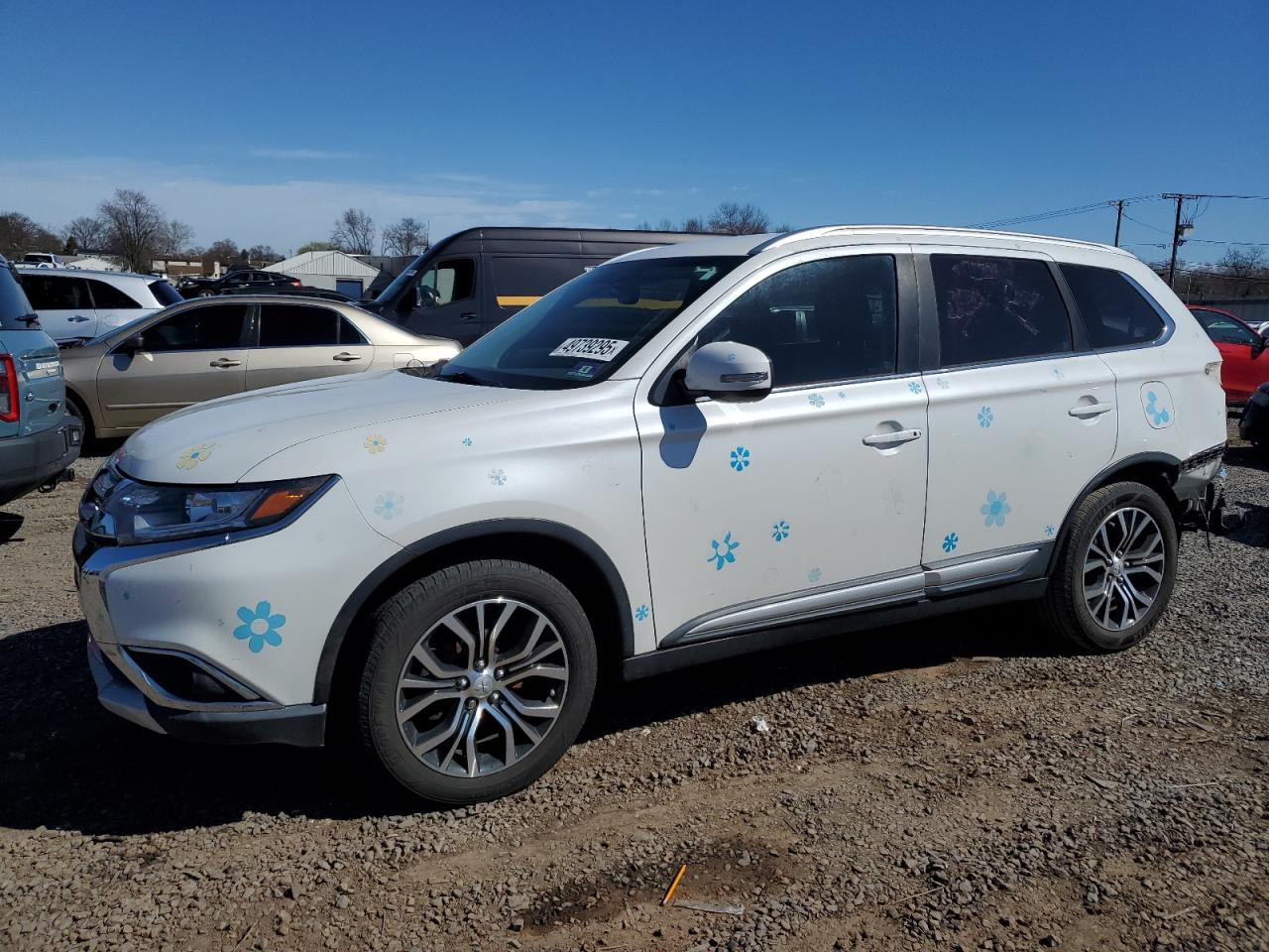 MITSUBISHI OUTLANDER 2017