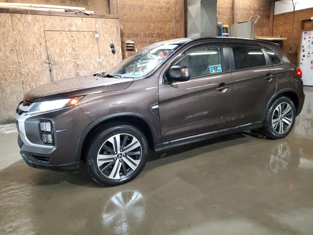 MITSUBISHI OUTLANDER 2021