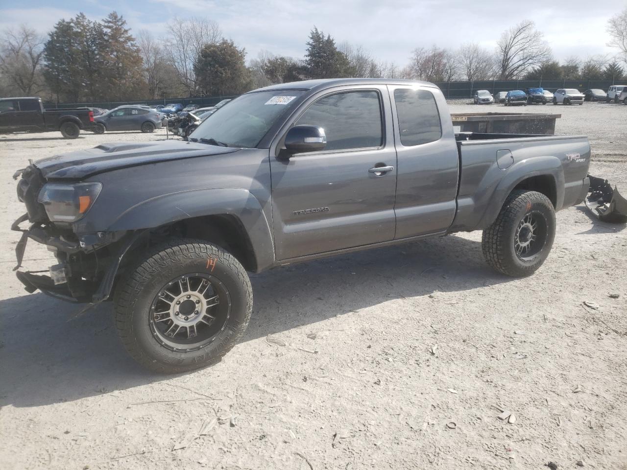 TOYOTA TACOMA 2012
