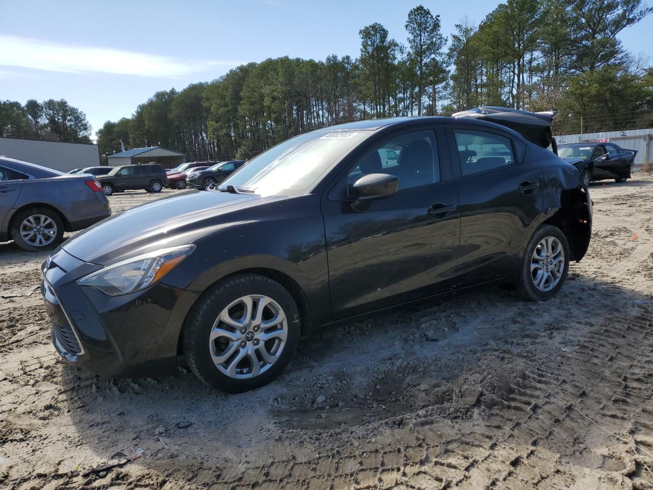 TOYOTA YARIS IA 2018
