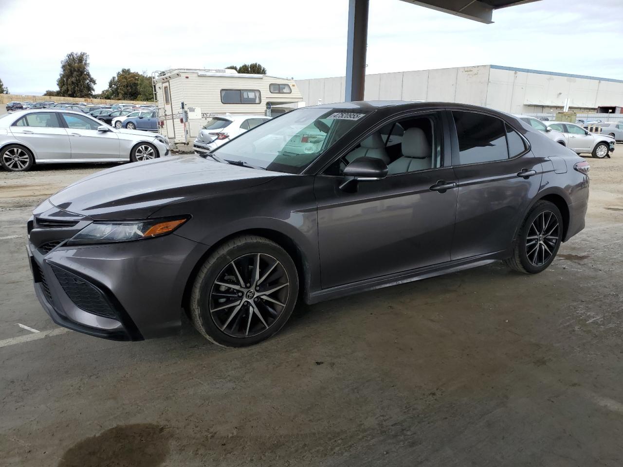 TOYOTA CAMRY SE 2022