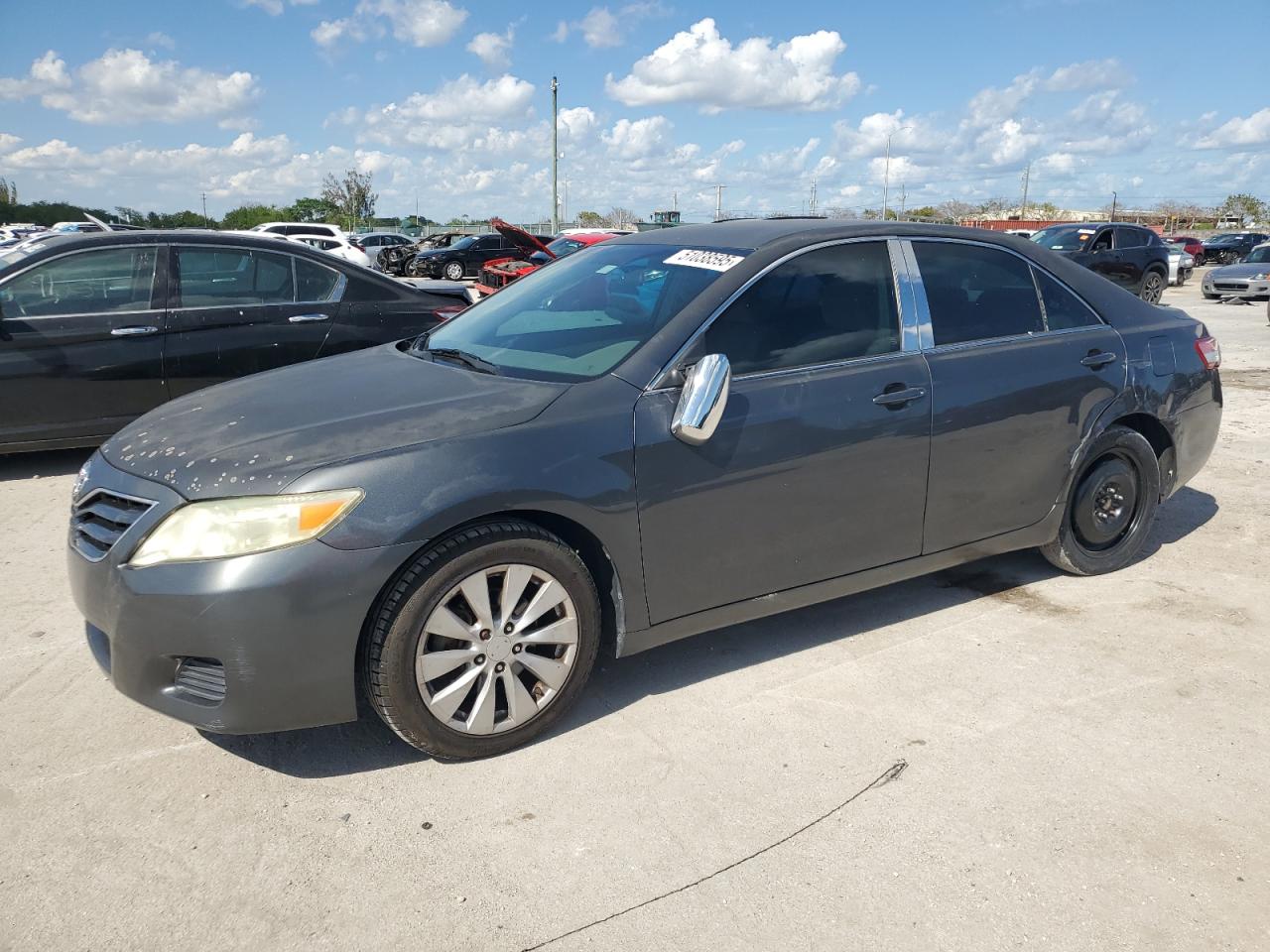 TOYOTA CAMRY BASE 2010