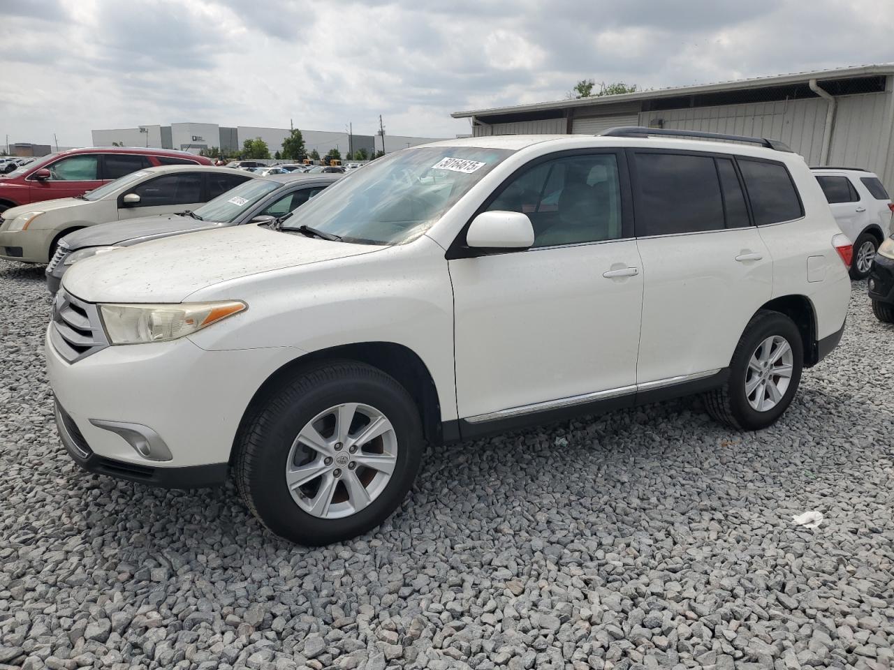 TOYOTA HIGHLANDER 2011