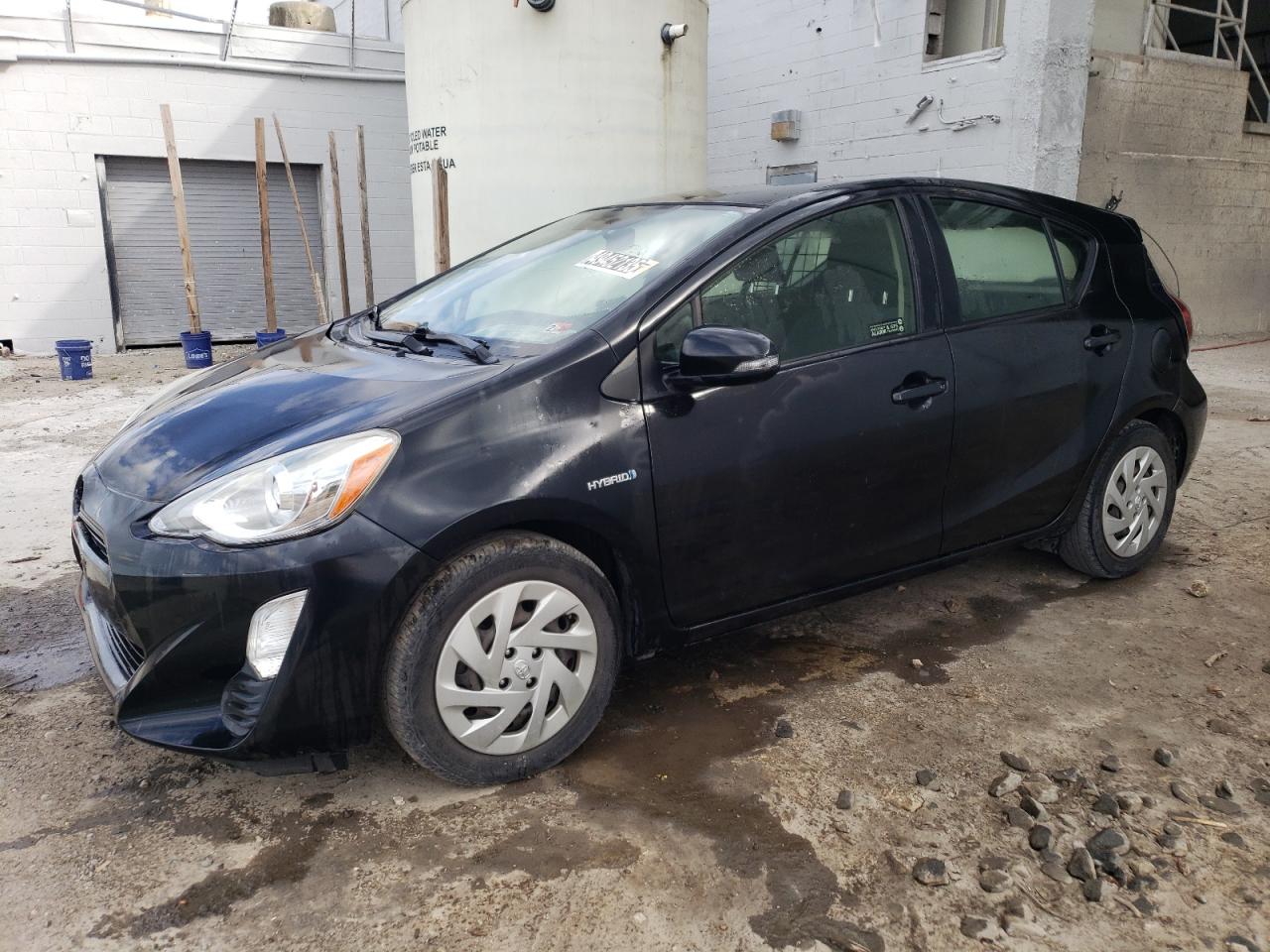 TOYOTA PRIUS C 2016
