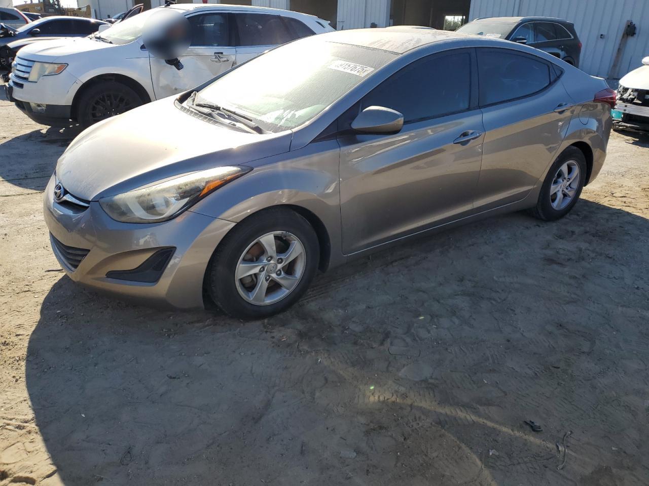 HYUNDAI ELANTRA SE 2015