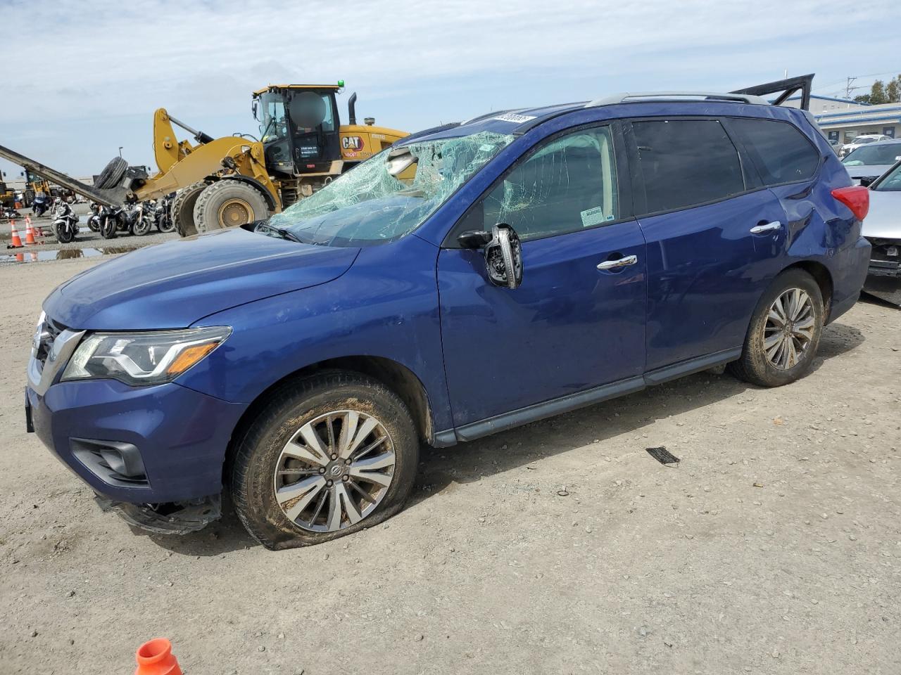 NISSAN PATHFINDER 2020