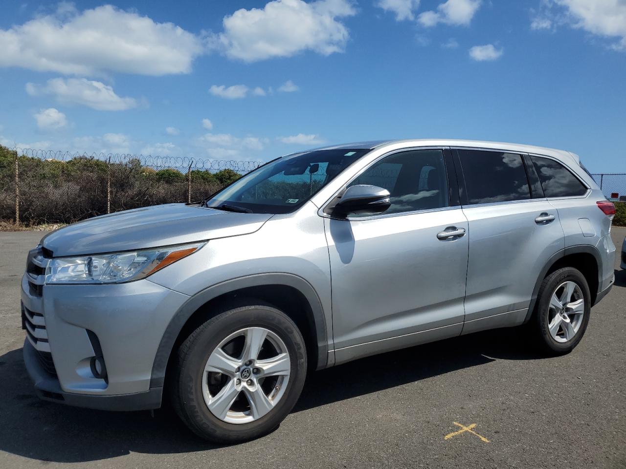 TOYOTA HIGHLANDER 2018
