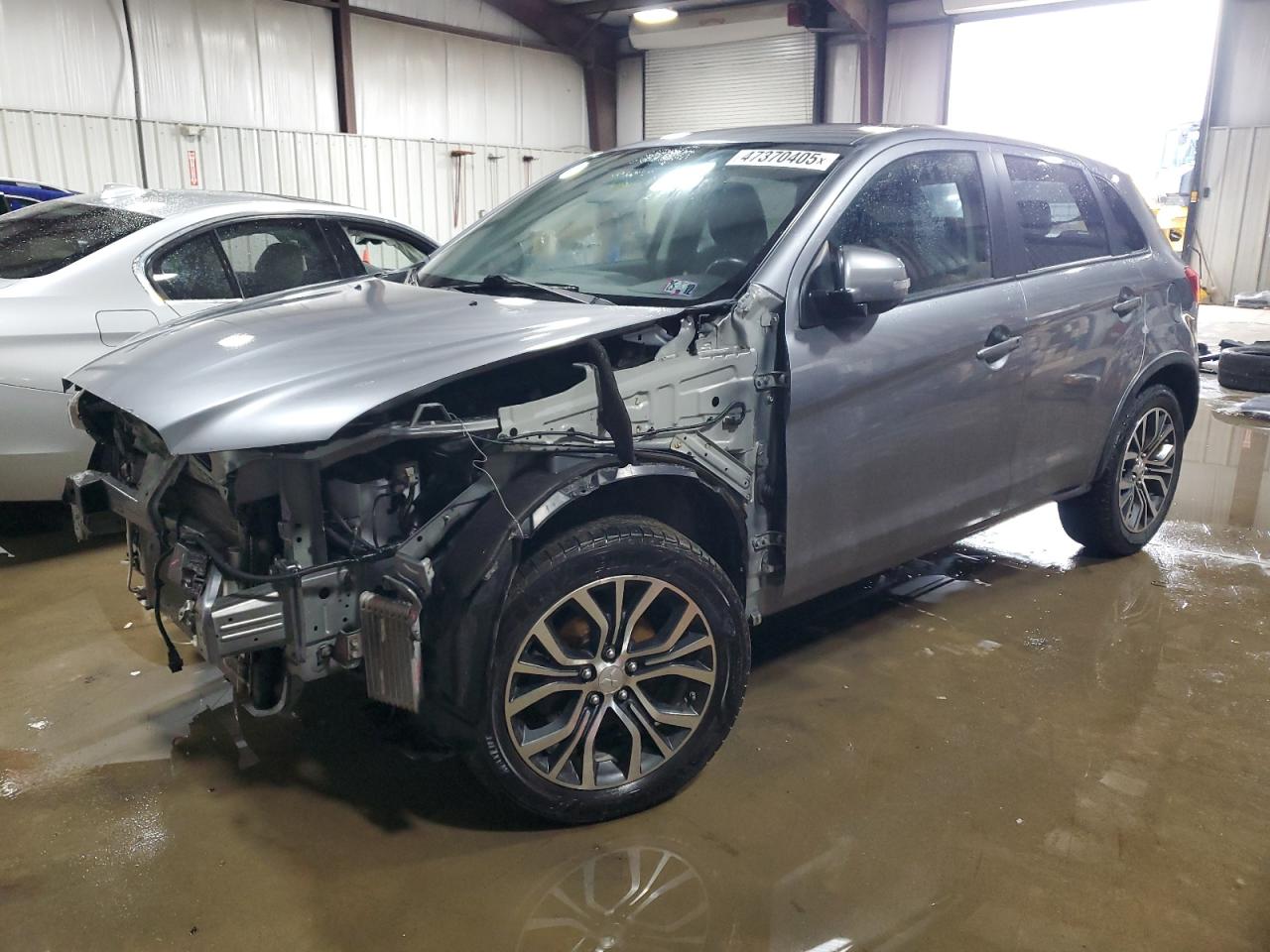MITSUBISHI OUTLANDER 2016