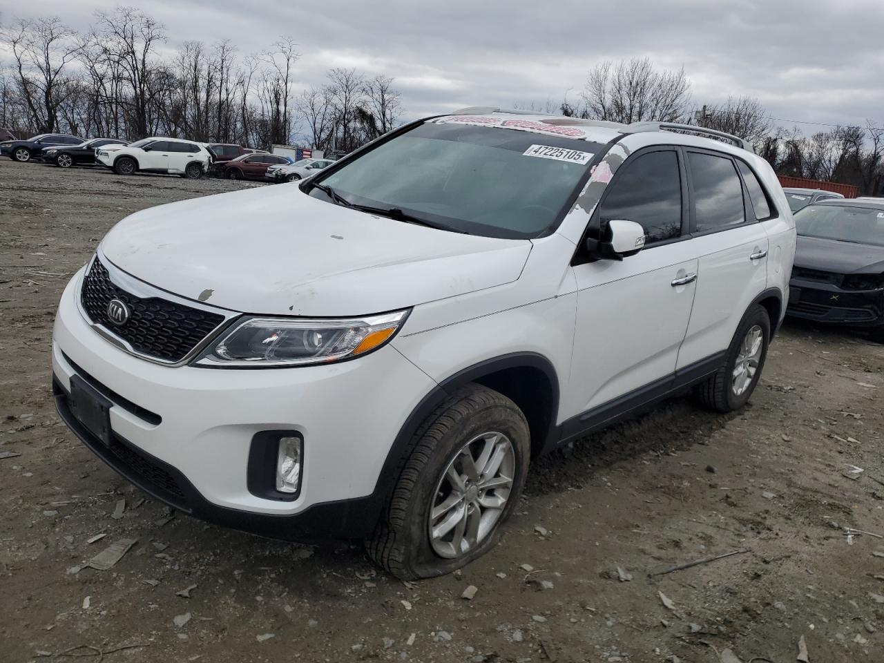 KIA SORENTO LX 2015