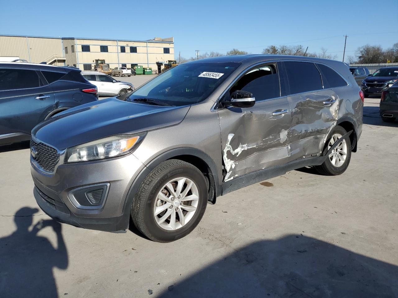KIA SORENTO LX 2017
