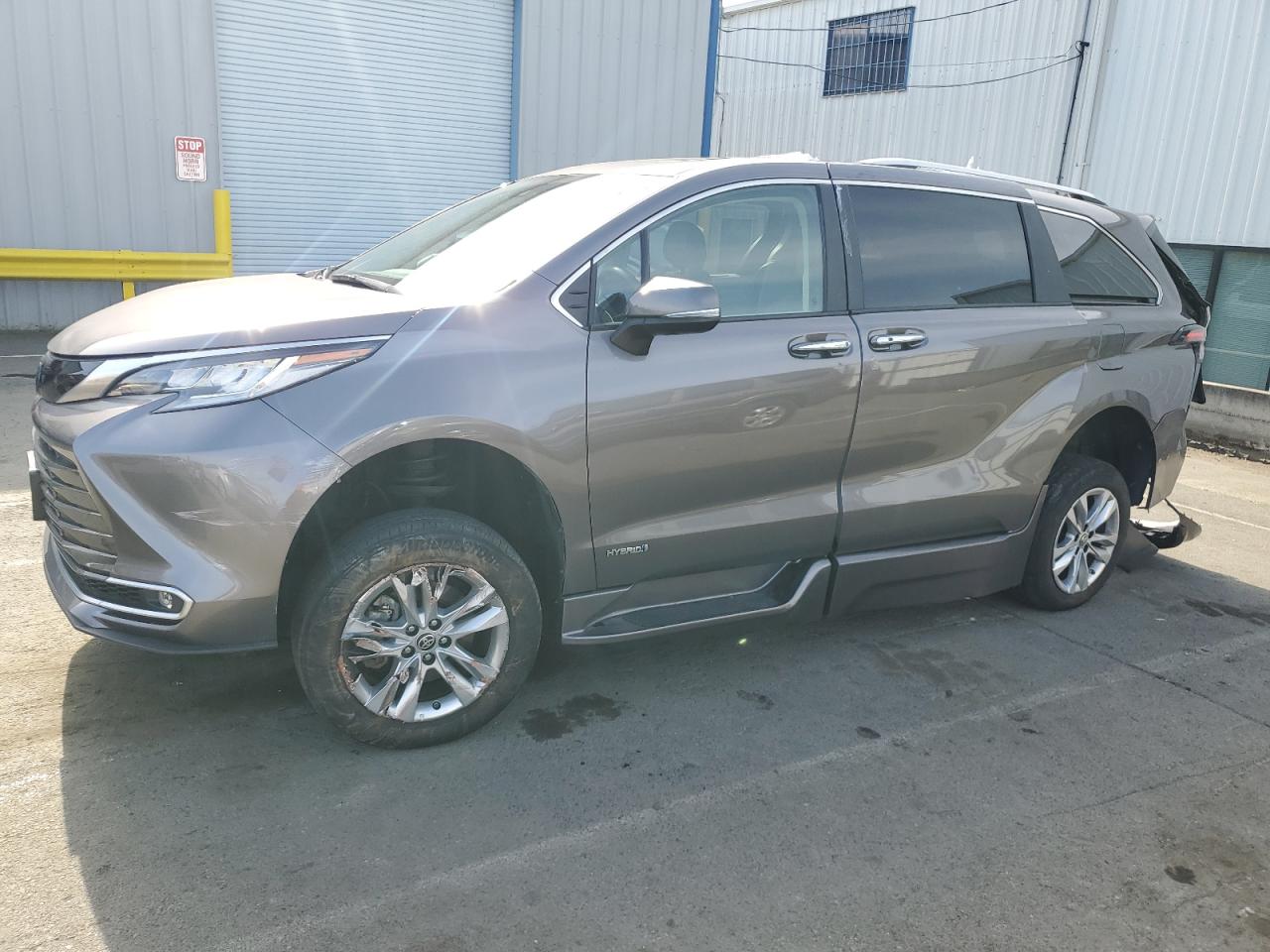 TOYOTA SIENNA LIM 2021