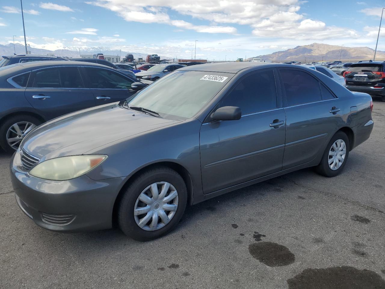 TOYOTA CAMRY LE 2005