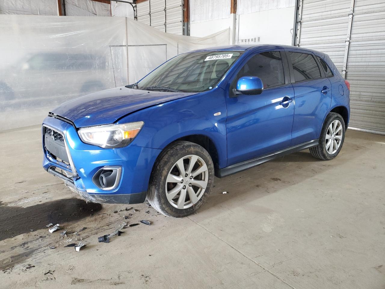 MITSUBISHI OUTLANDER 2015