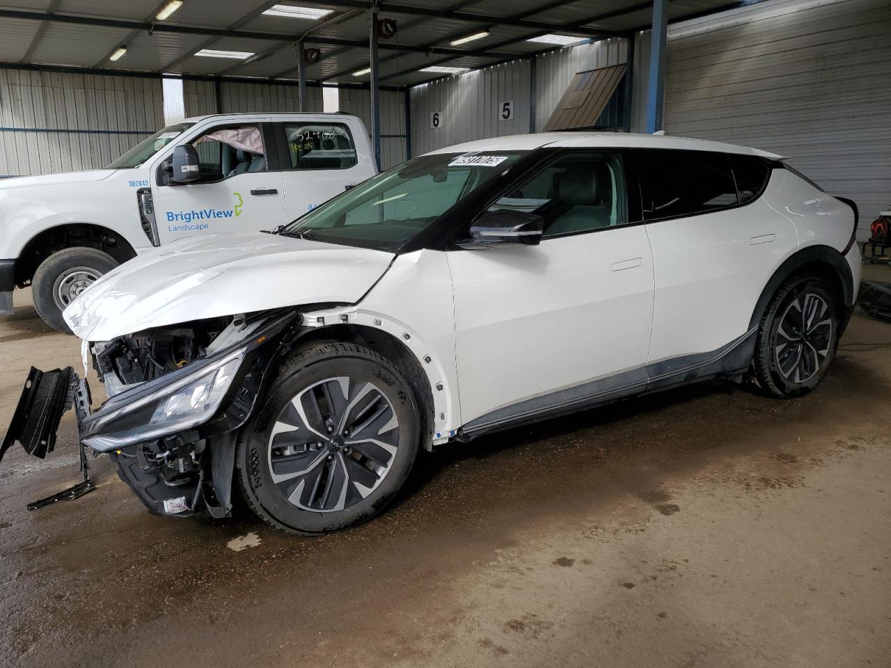 KIA EV6 2024
