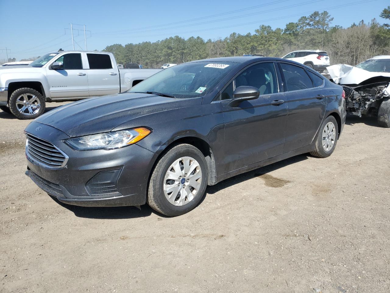 FORD FUSION S 2019
