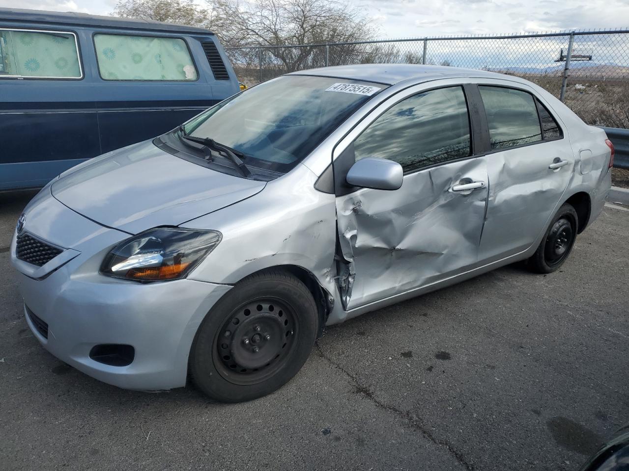 TOYOTA YARIS 2010
