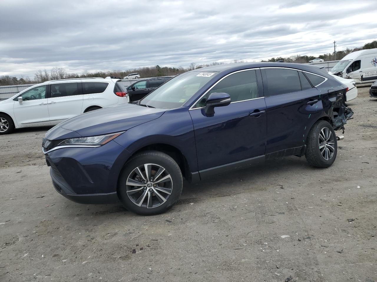 TOYOTA VENZA LE 2022