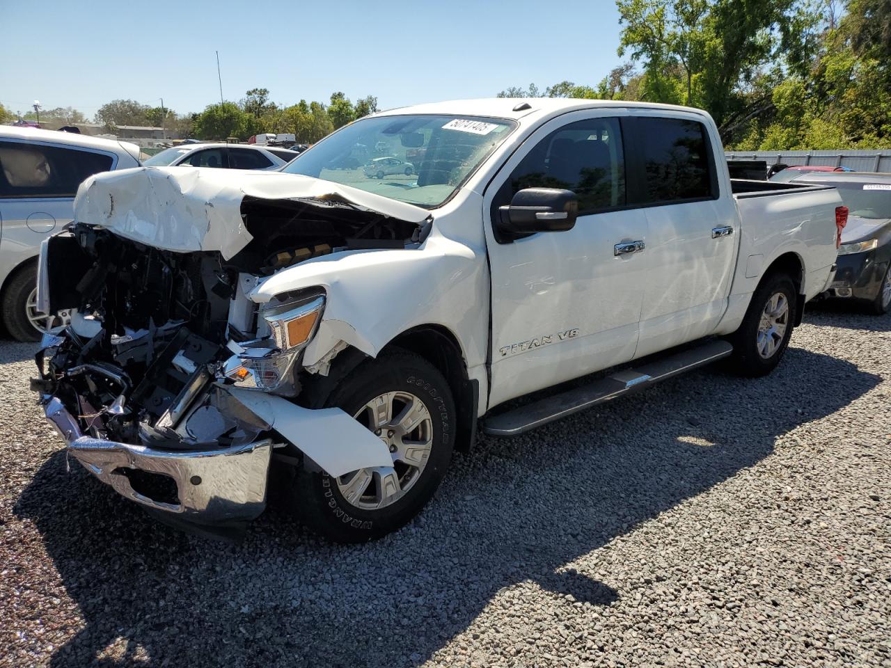 NISSAN TITAN PLAT 2019