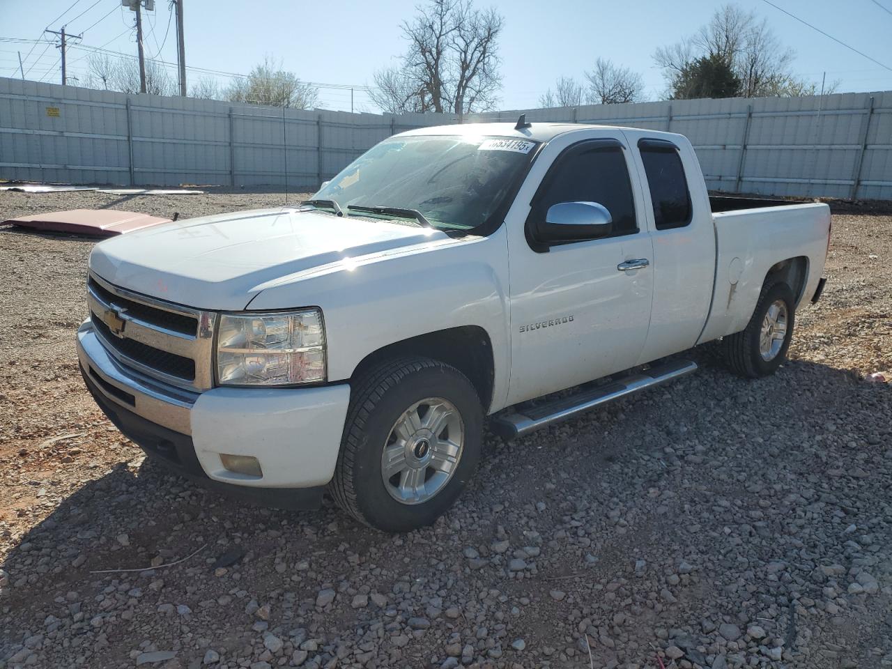 CHEVROLET SILVERADO 2011