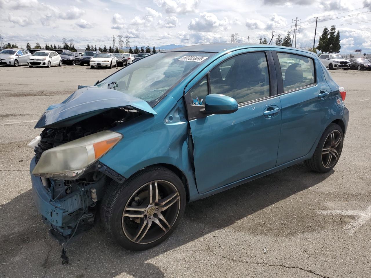 TOYOTA YARIS 2013
