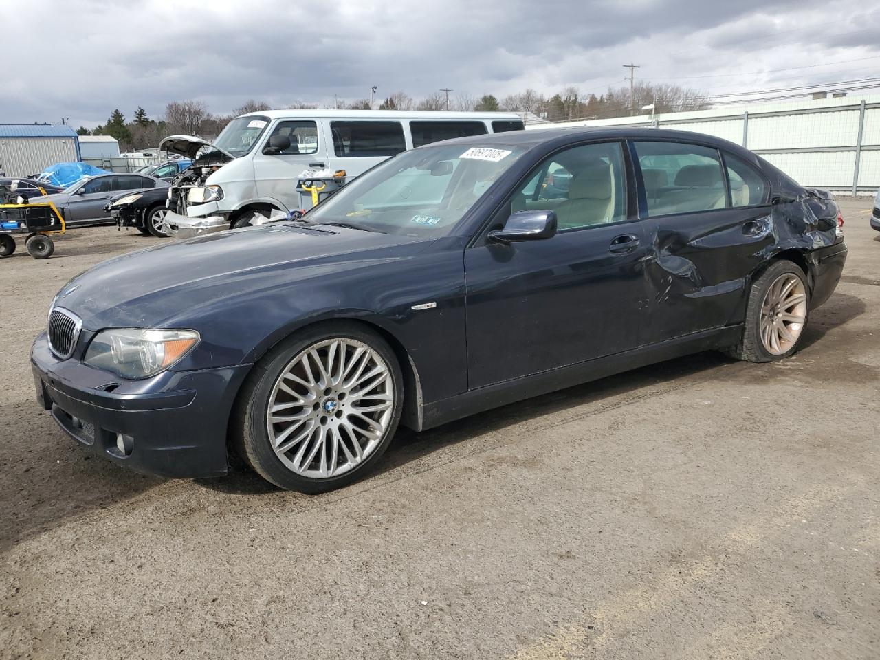 BMW 750 2007