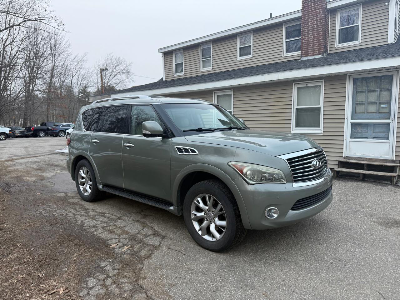 INFINITI QX56 2011