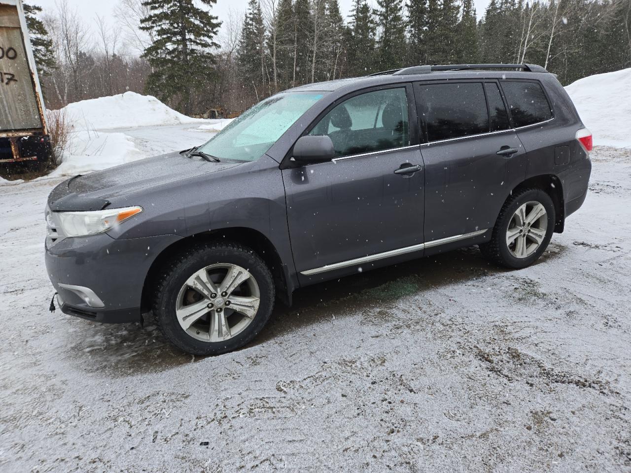 TOYOTA HIGHLANDER 2012