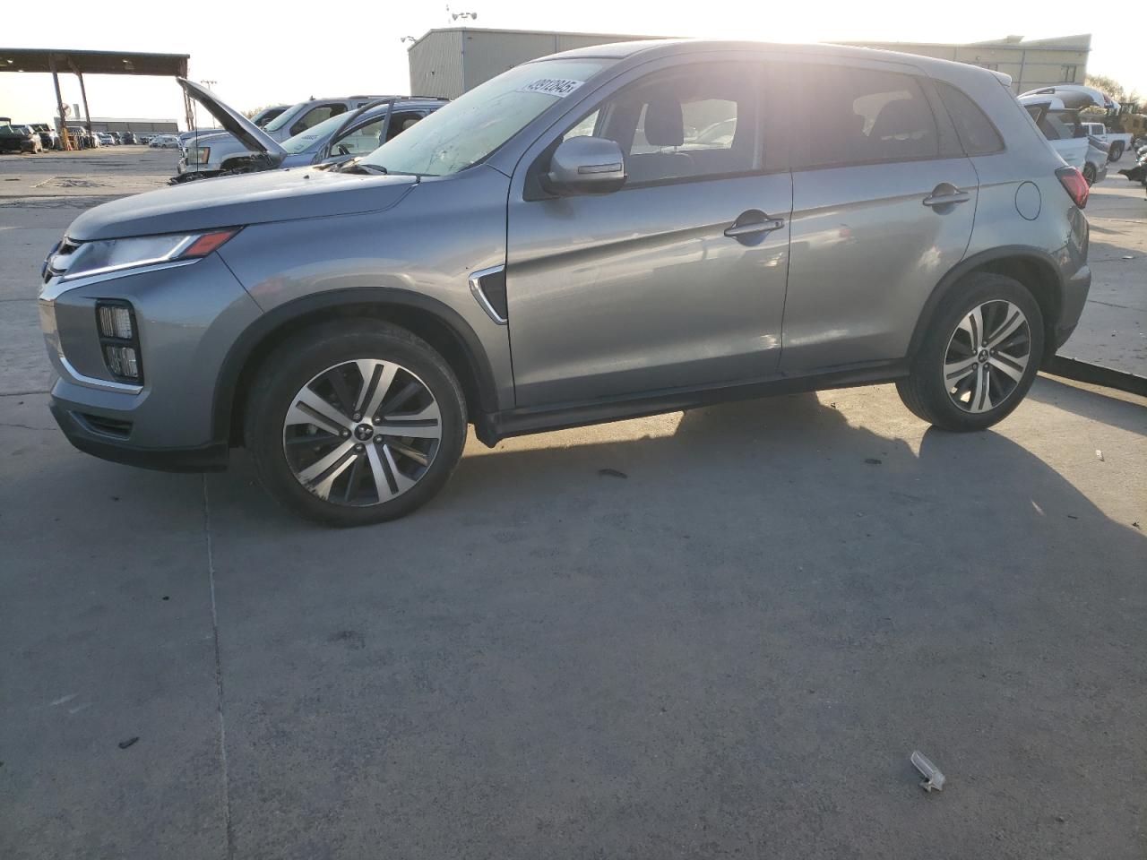 MITSUBISHI OUTLANDER 2021