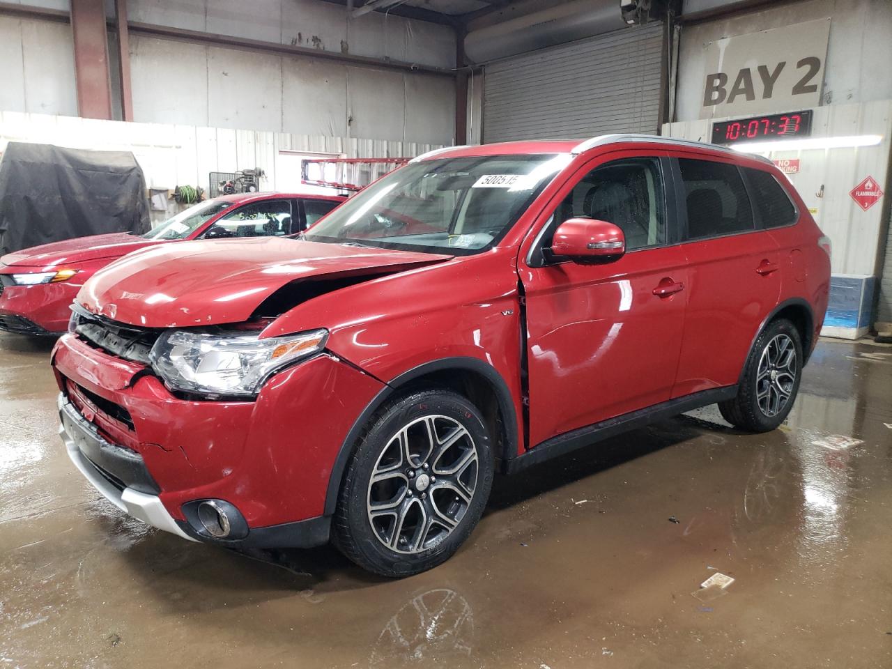 MITSUBISHI OUTLANDER 2015