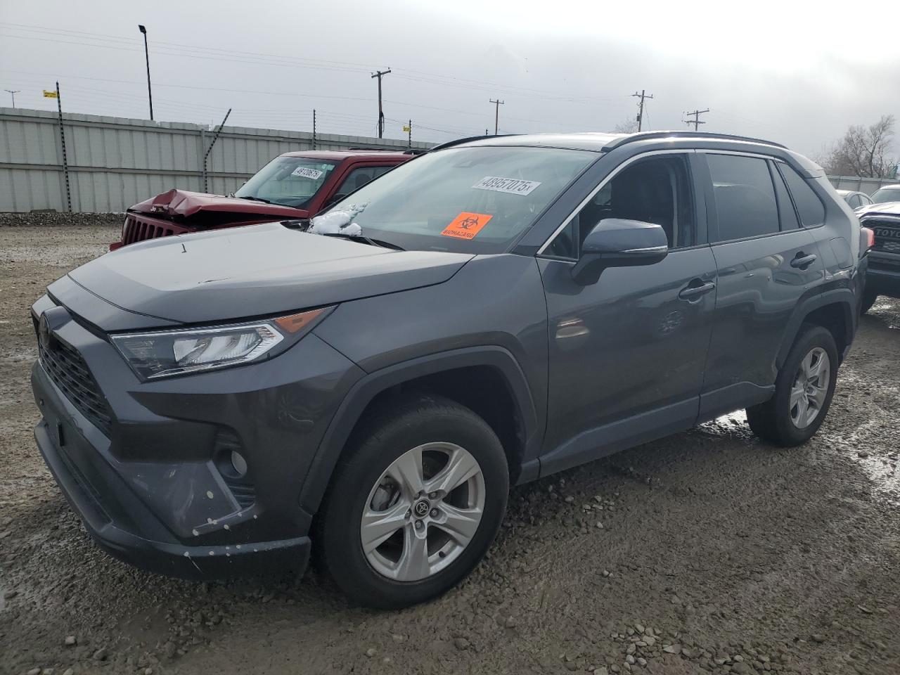 TOYOTA RAV4 XLE 2021