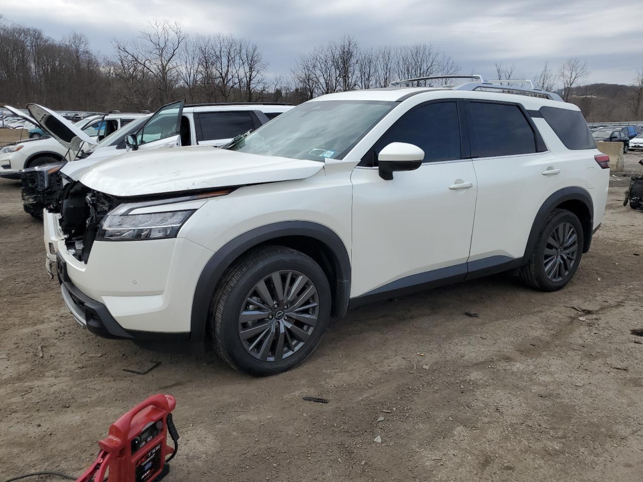 NISSAN PATHFINDER 2024