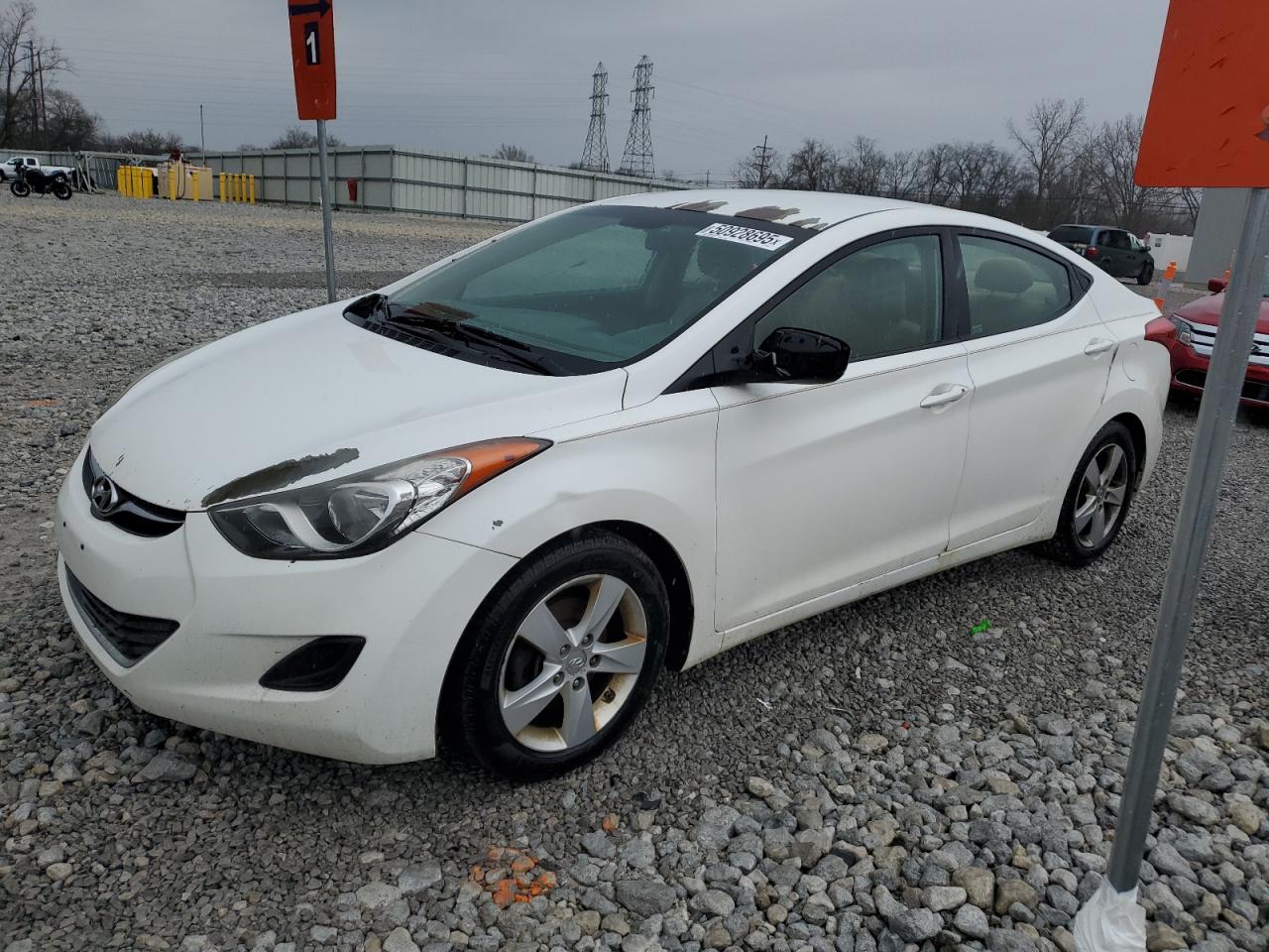 HYUNDAI ELANTRA GL 2013