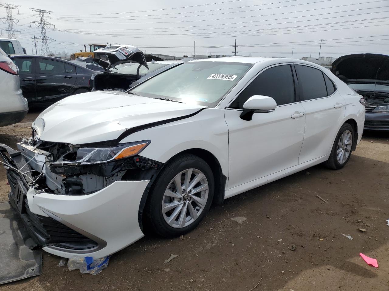 TOYOTA CAMRY LE 2022