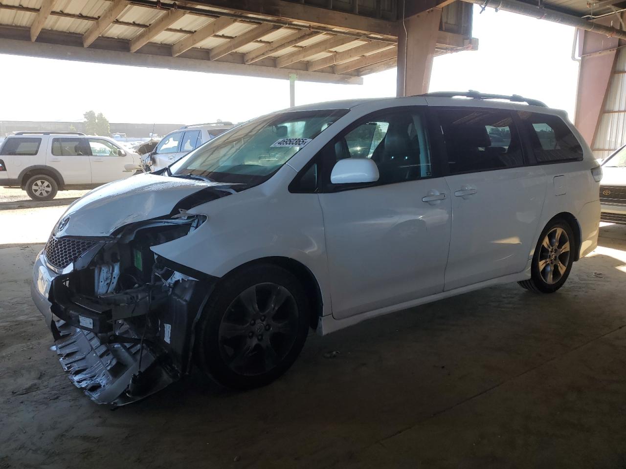 TOYOTA SIENNA SPO 2012