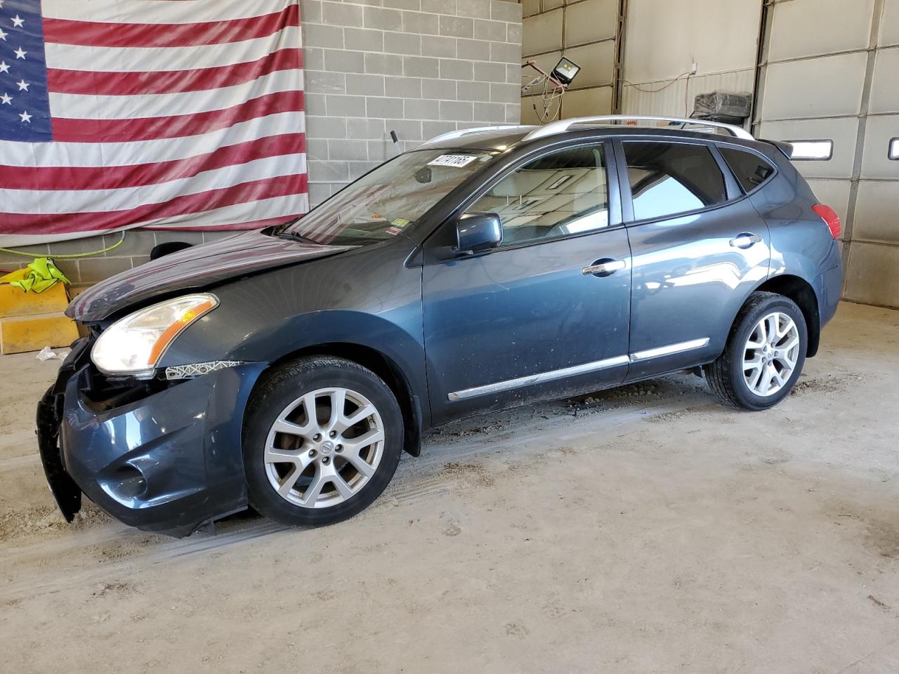 NISSAN ROGUE S 2012