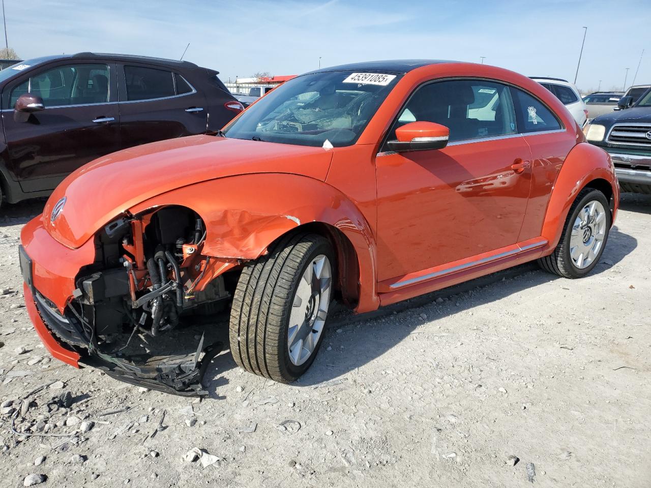 VOLKSWAGEN BEETLE SE 2019