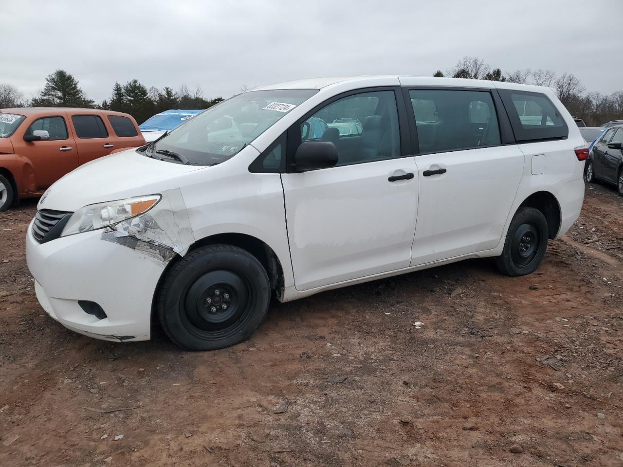 TOYOTA SIENNA 2017