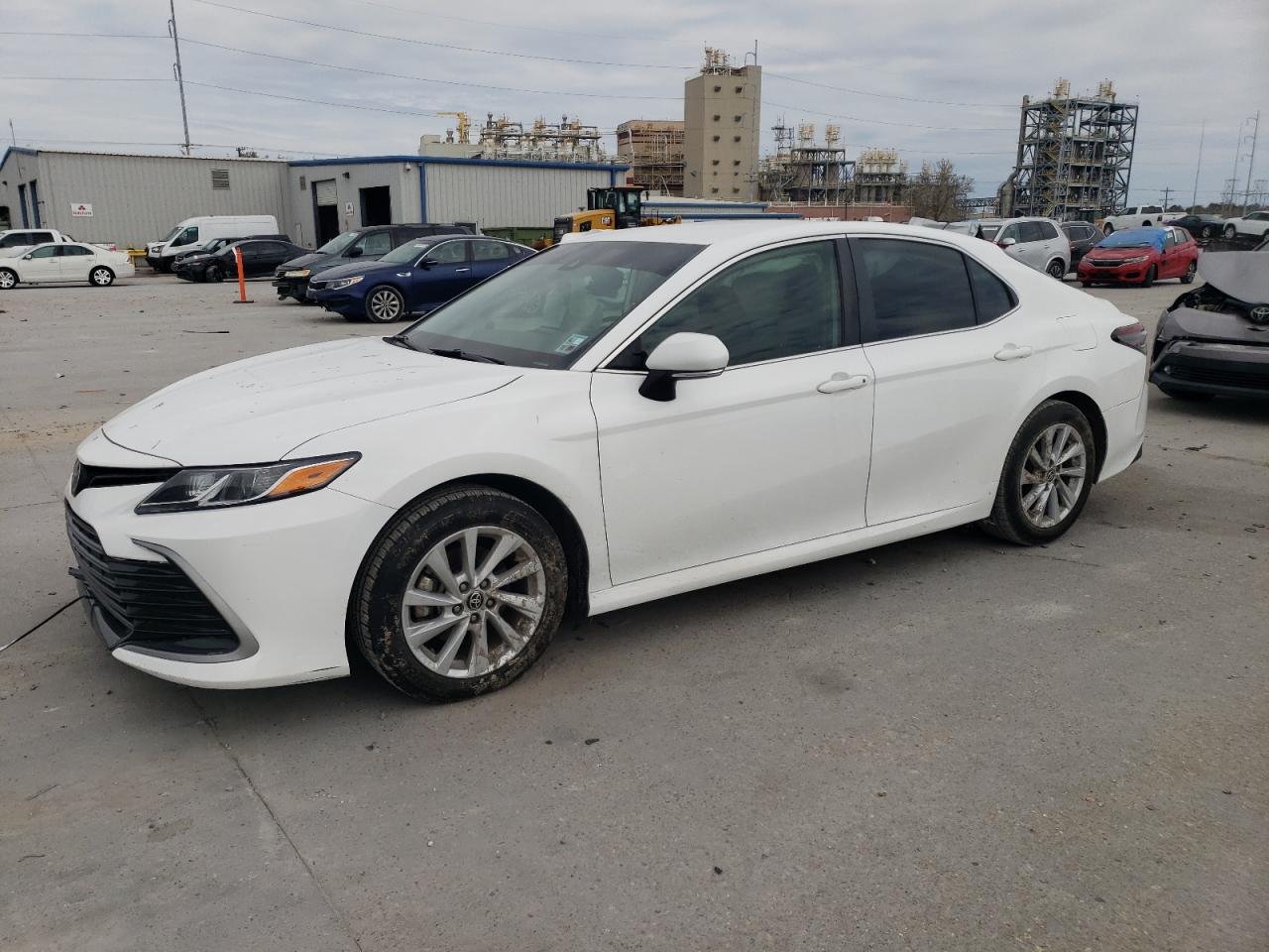 TOYOTA CAMRY LE 2021