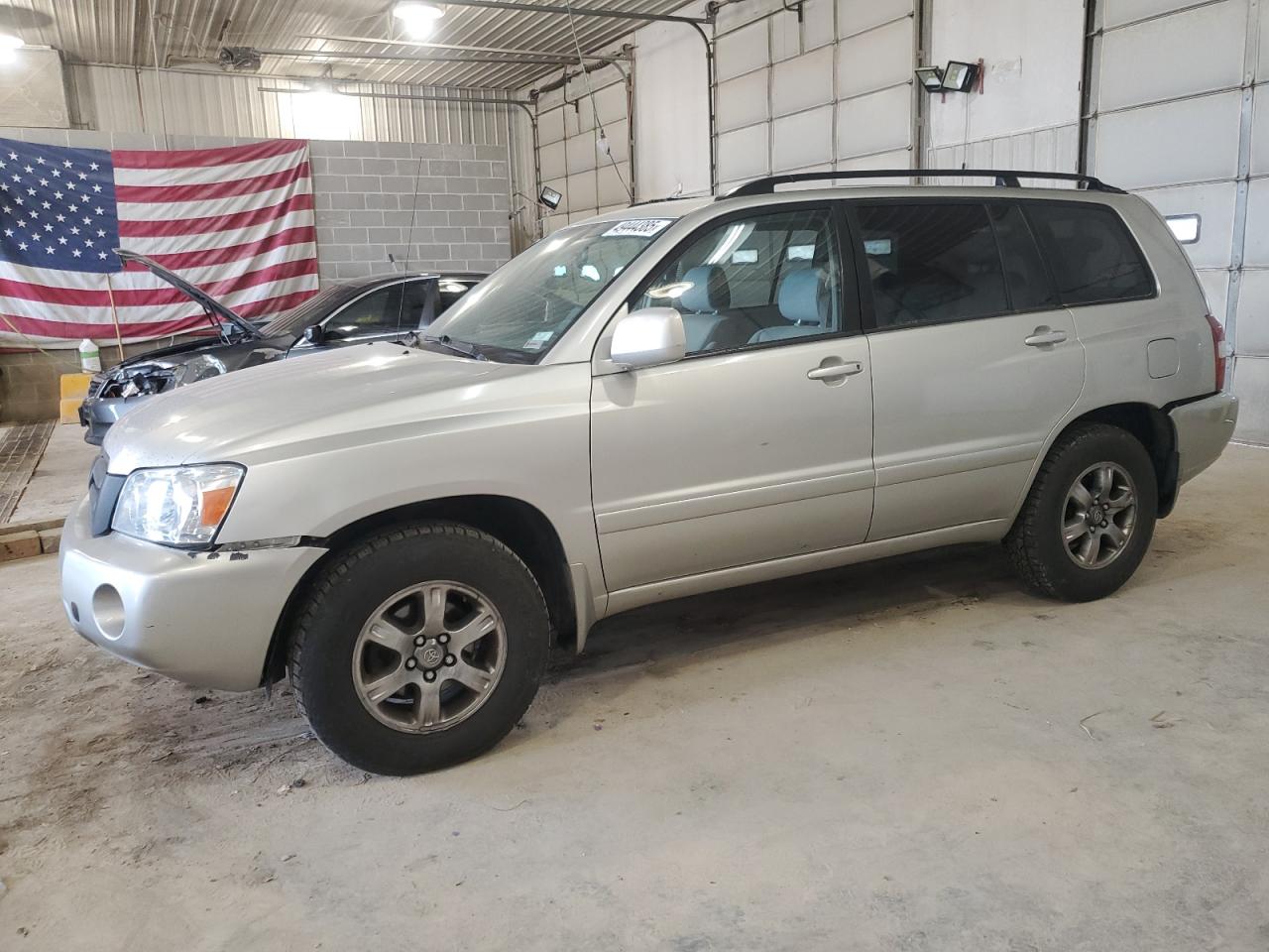 TOYOTA HIGHLANDER 2005