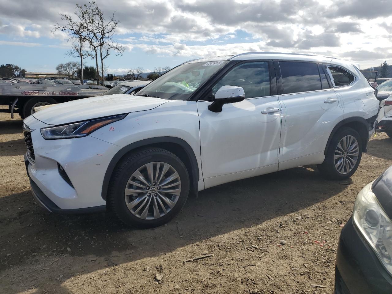 TOYOTA HIGHLANDER 2022