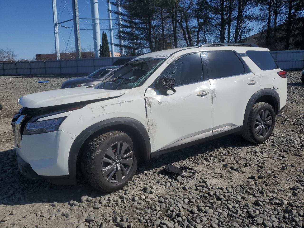 NISSAN PATHFINDER 2022