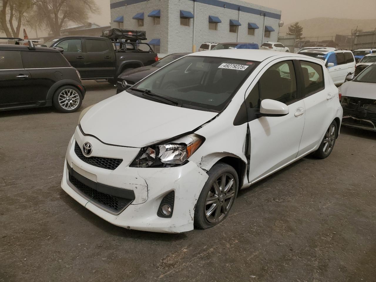 TOYOTA YARIS 2014