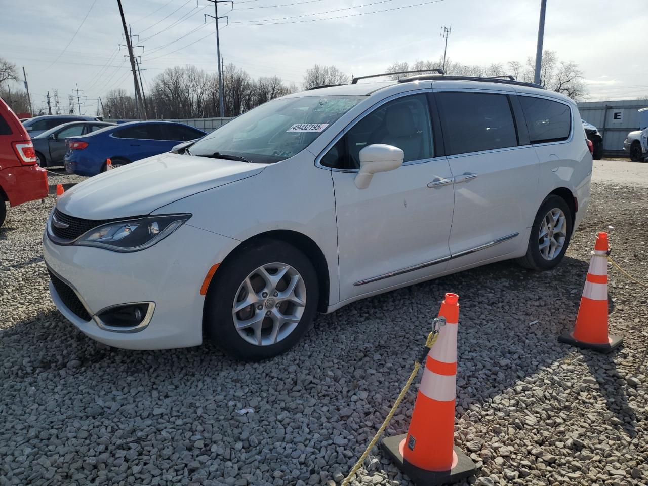 CHRYSLER PACIFICA T 2017