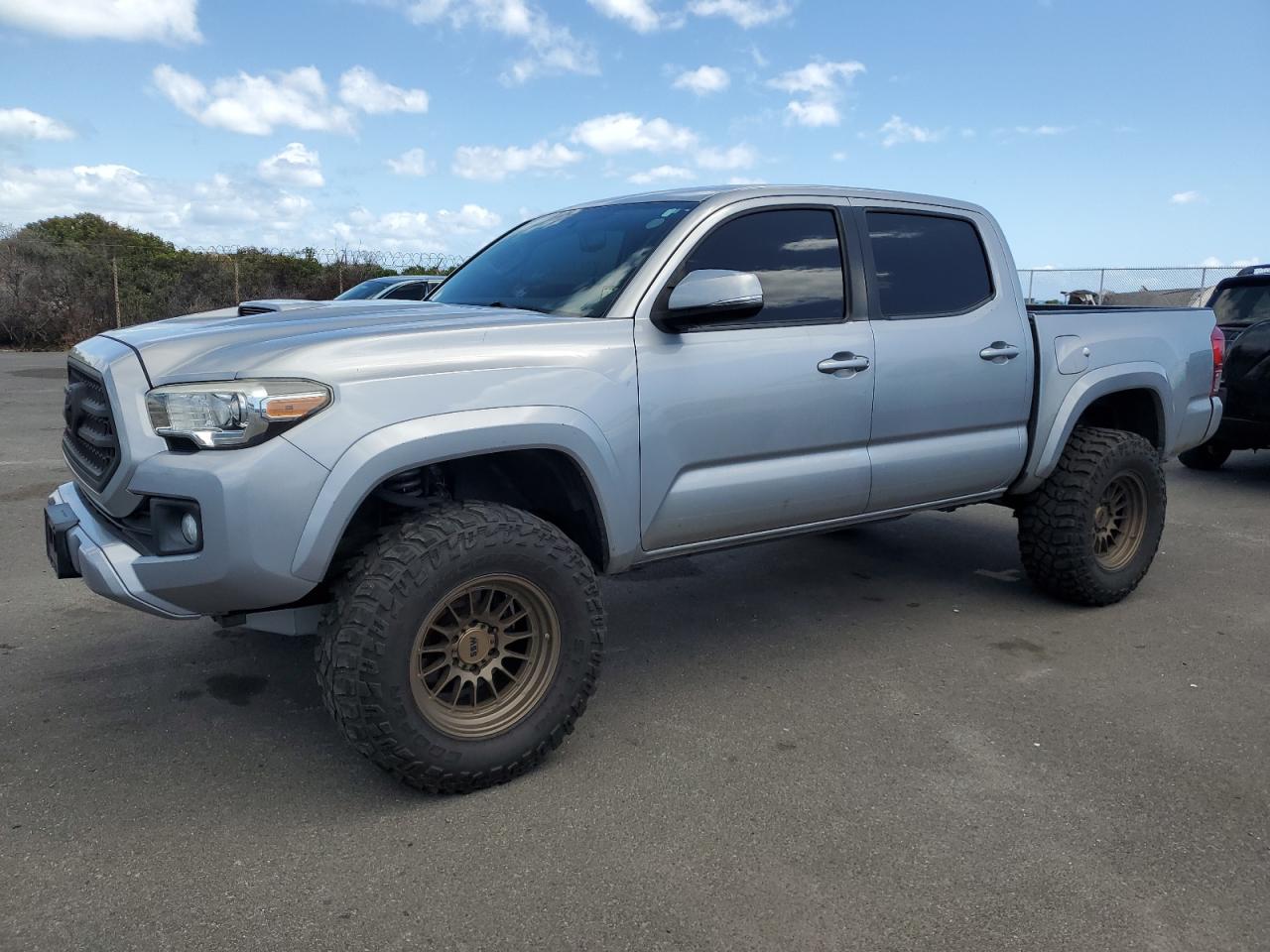TOYOTA TACOMA DOU 2016