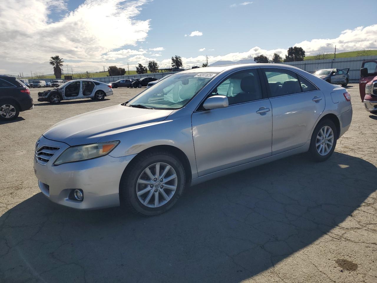 TOYOTA CAMRY BASE 2011
