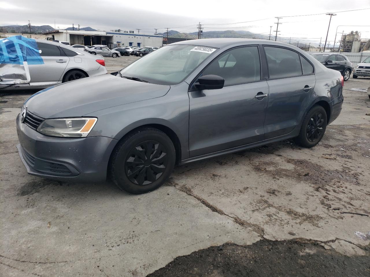 VOLKSWAGEN JETTA BASE 2011