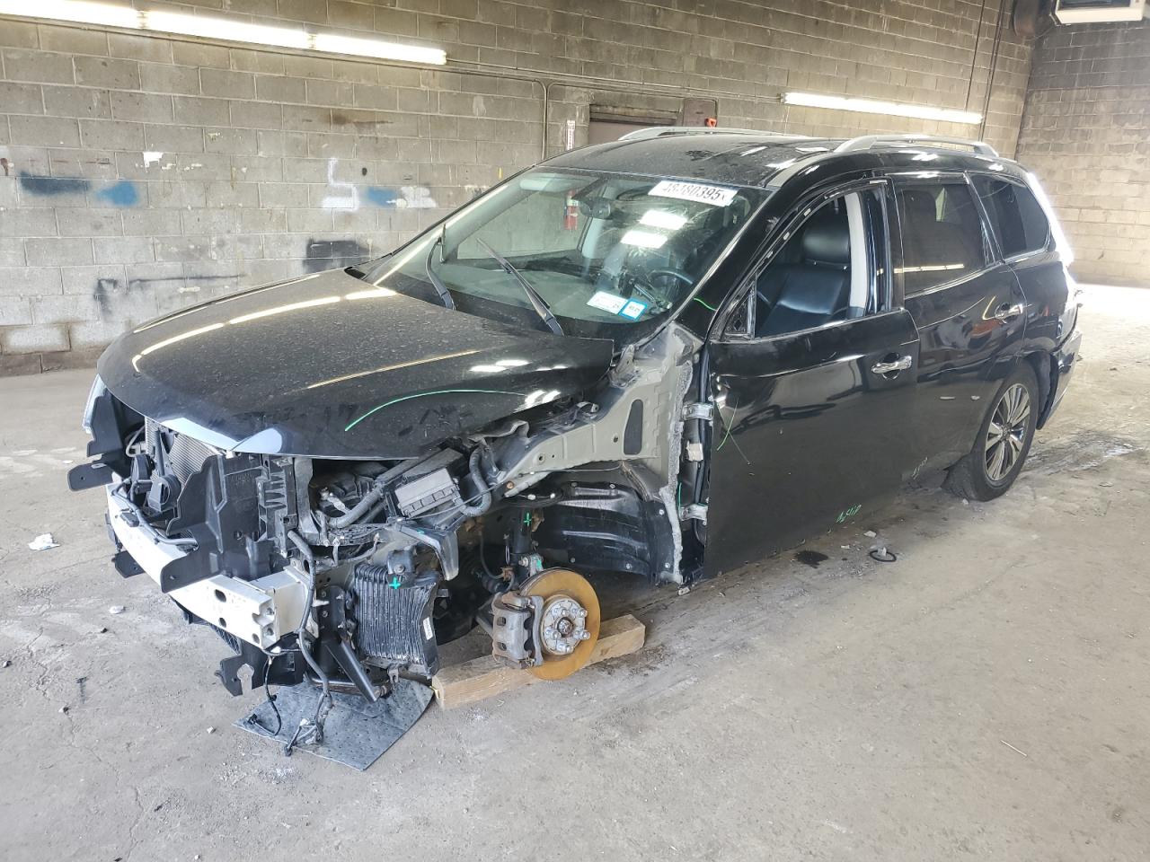 NISSAN PATHFINDER 2019