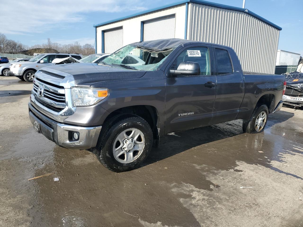 TOYOTA TUNDRA DOU 2017