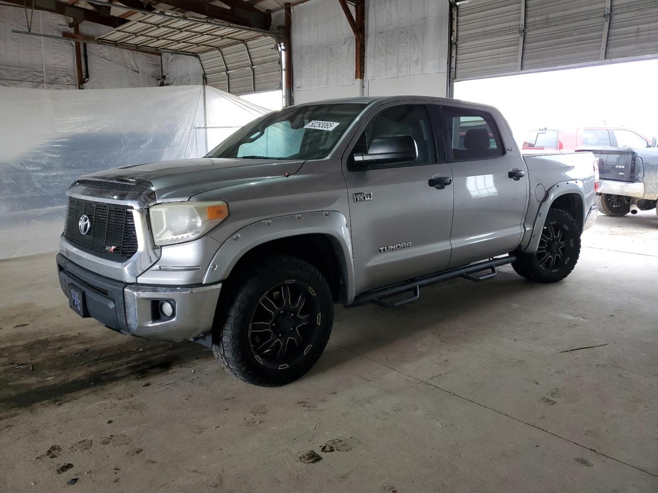 TOYOTA TUNDRA CRE 2014