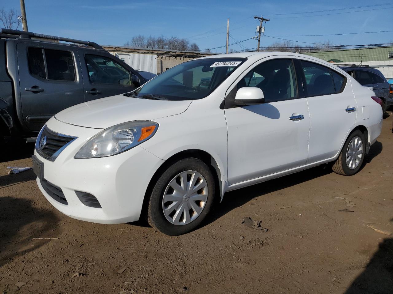 NISSAN VERSA S 2014